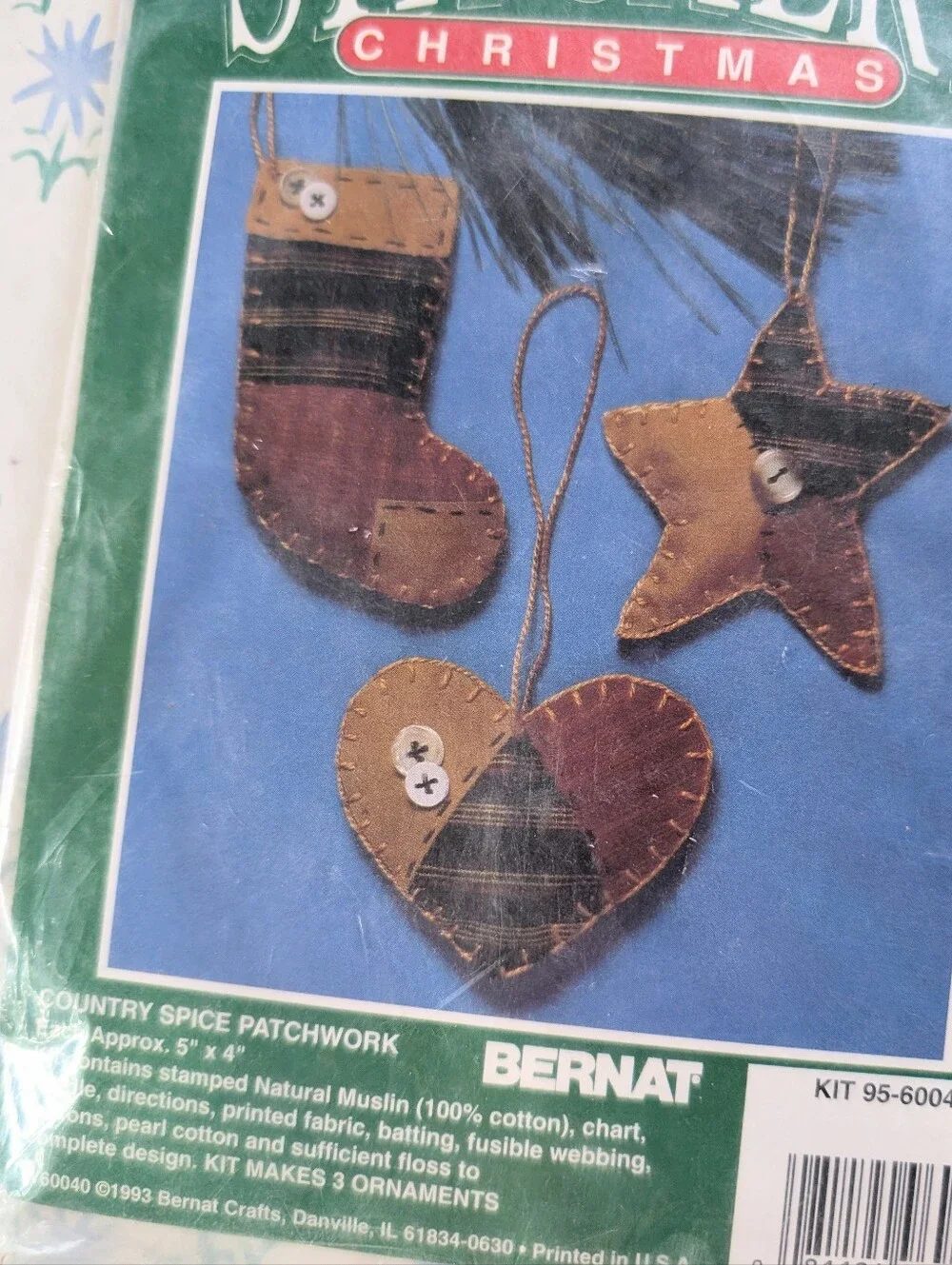 Bernat Stitchery Christmas Country Spice Ornament Kit NEW Holiday Primitive DIY